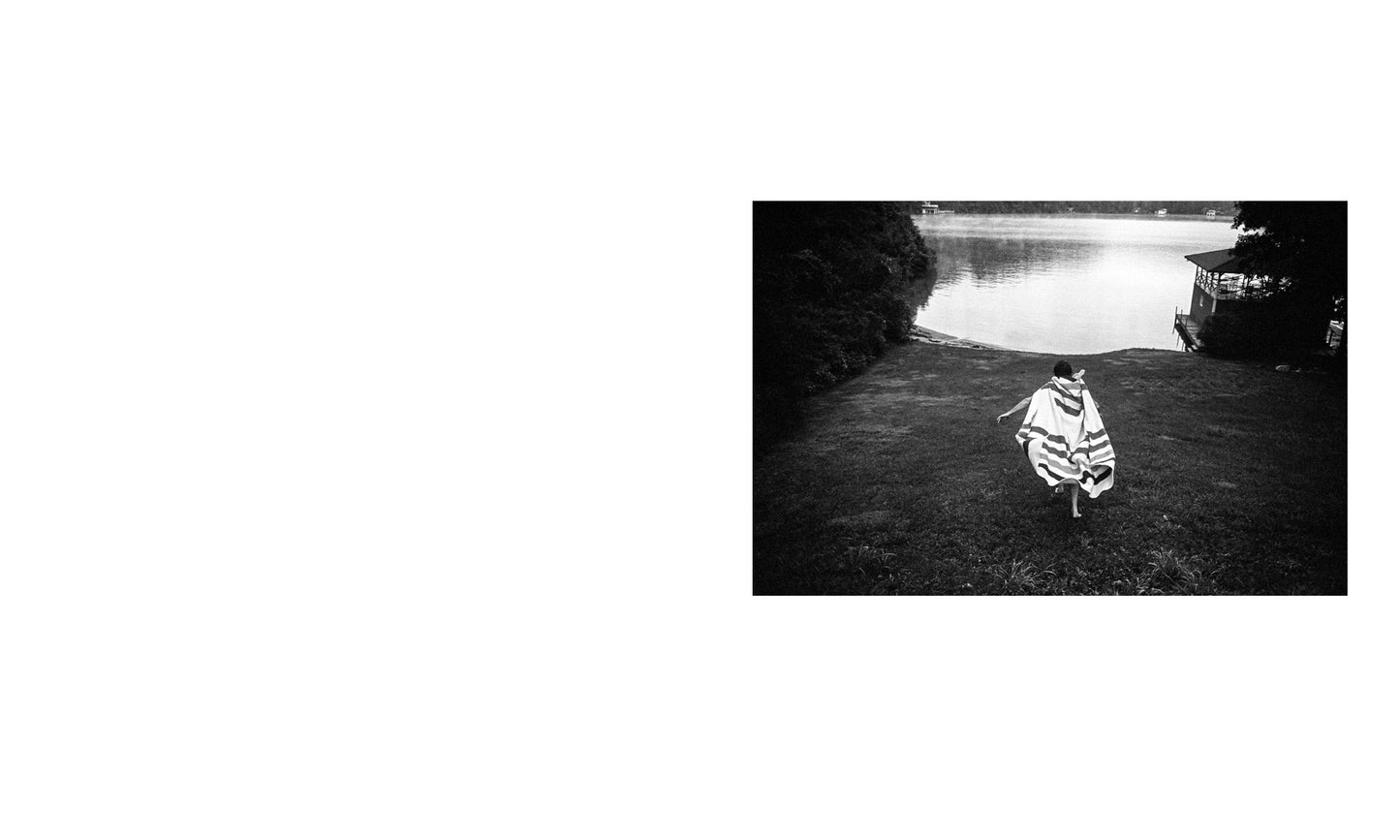 THIRTY-ONE DAYS by Christopher Lowell